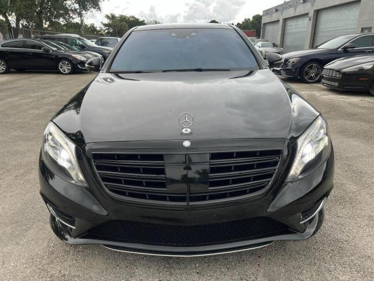 2017 Mercedes-Benz S 550 vin: WDDUG8CB9HA306313