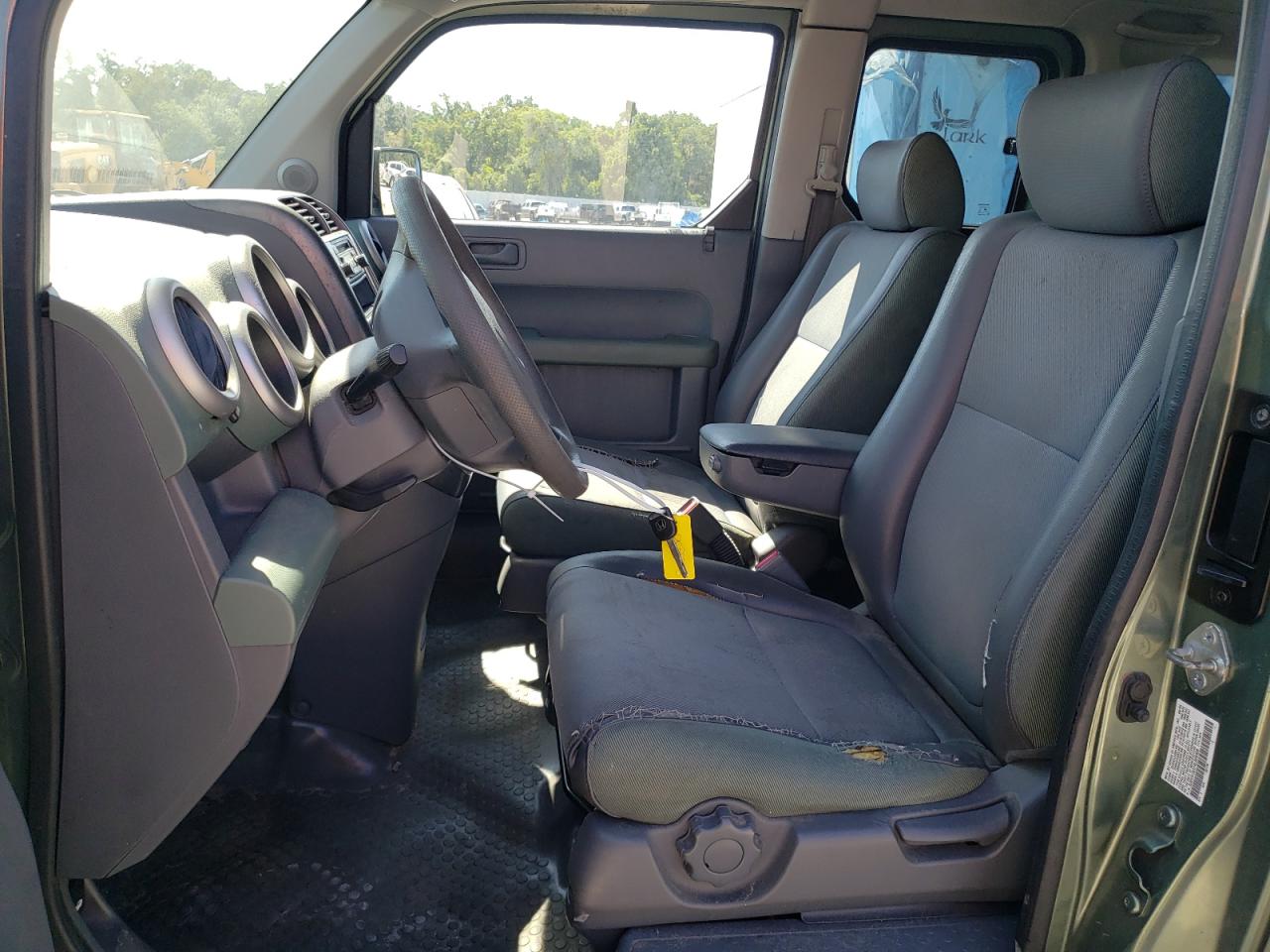 5J6YH18374L009308 2004 Honda Element Lx