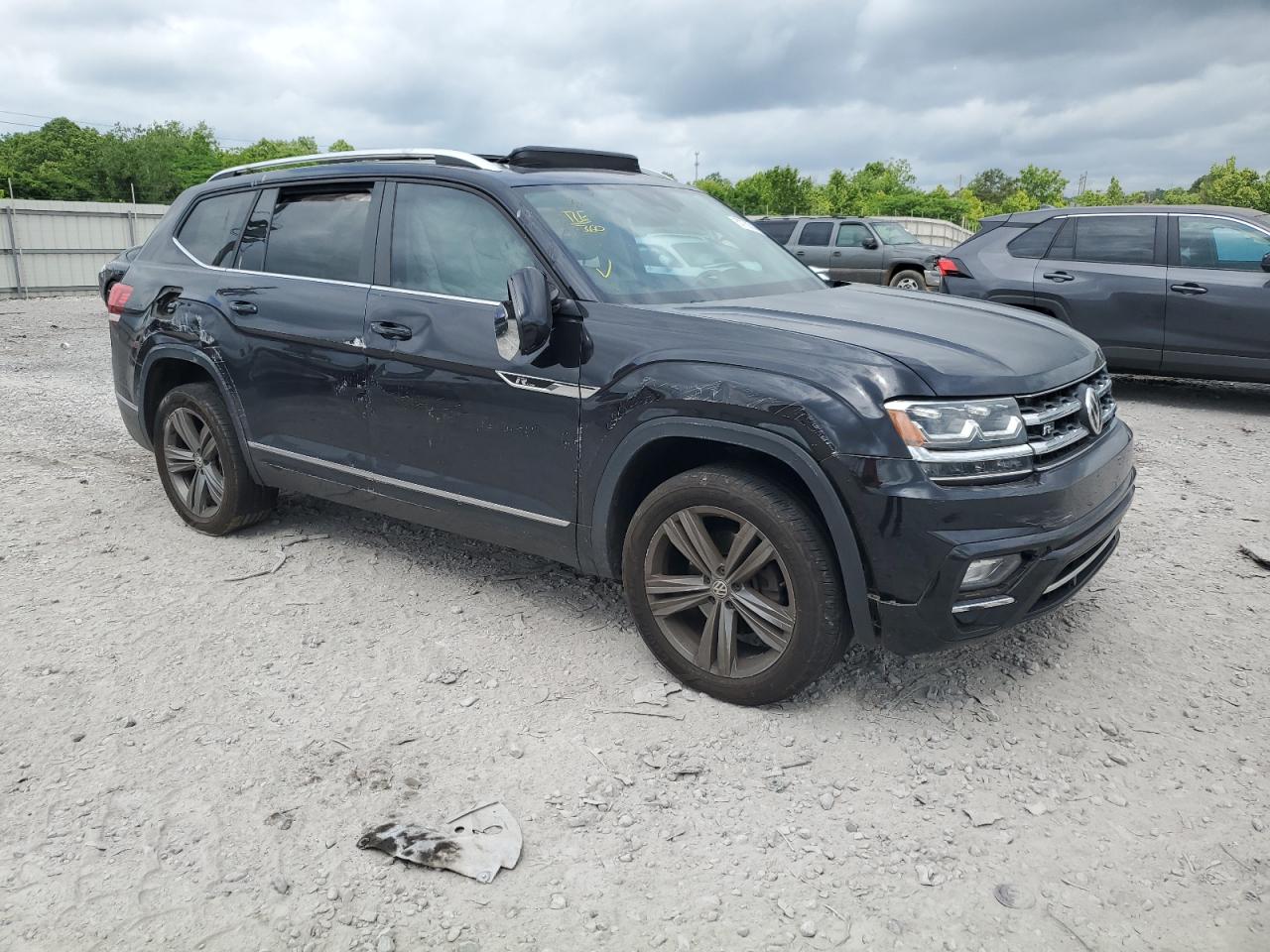 1V2SR2CA9KC588141 2019 Volkswagen Atlas Sel