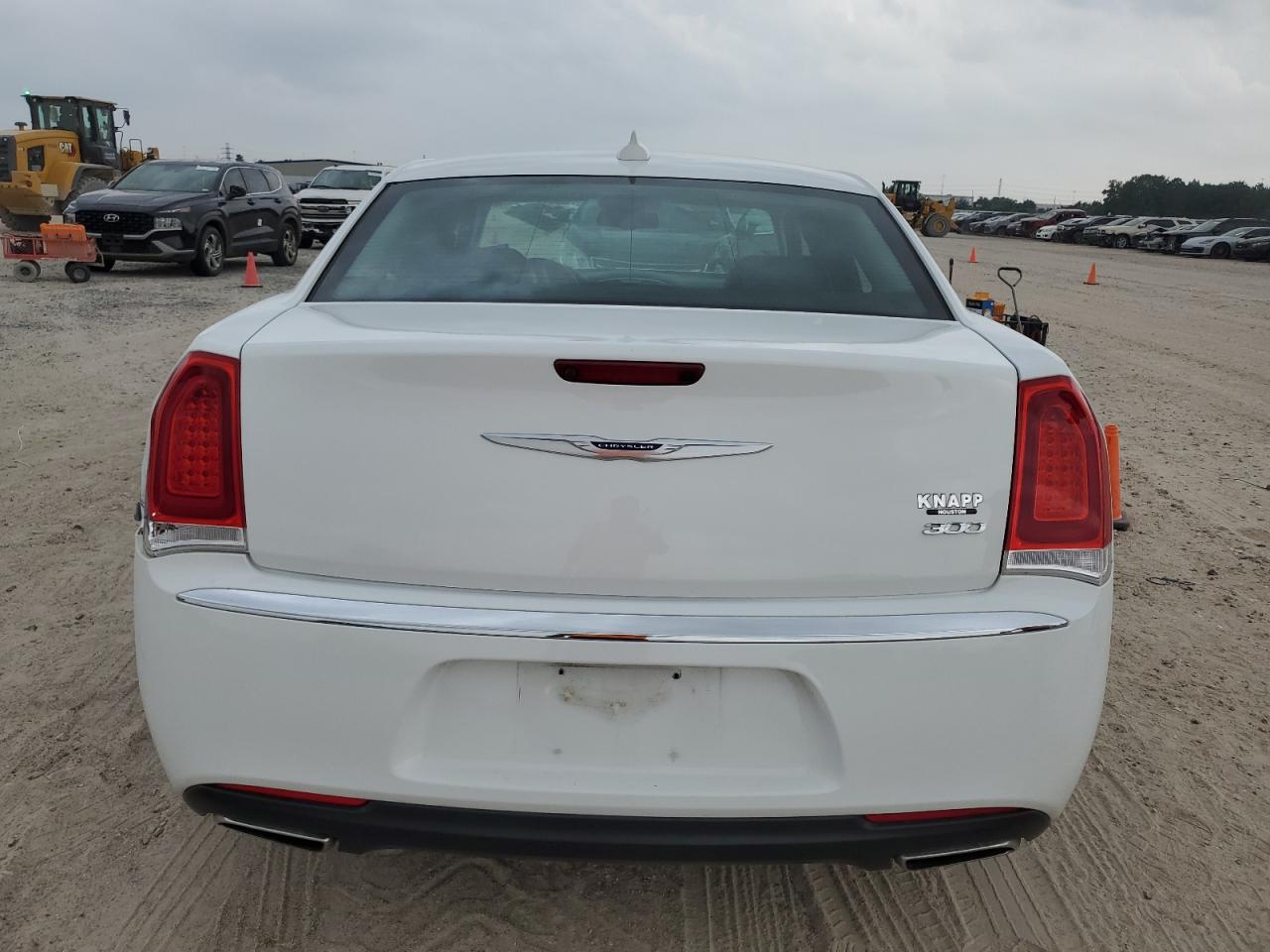 2C3CCAEG2KH609772 2019 Chrysler 300 Limited