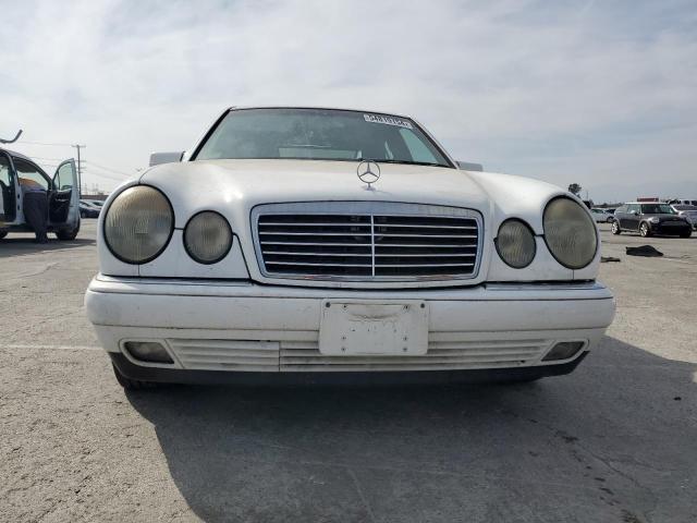 WDBJF65F6WA702179 1998 Mercedes-Benz E 320