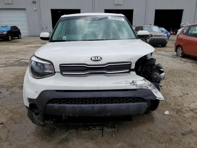 VIN KNDJN2A25J7907854 2018 KIA Soul no.5