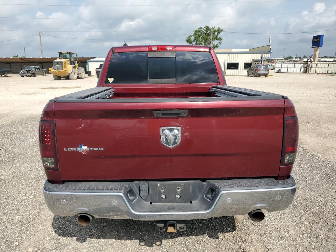 1C6RR6LT8GS277992 2016 Ram 1500 Slt