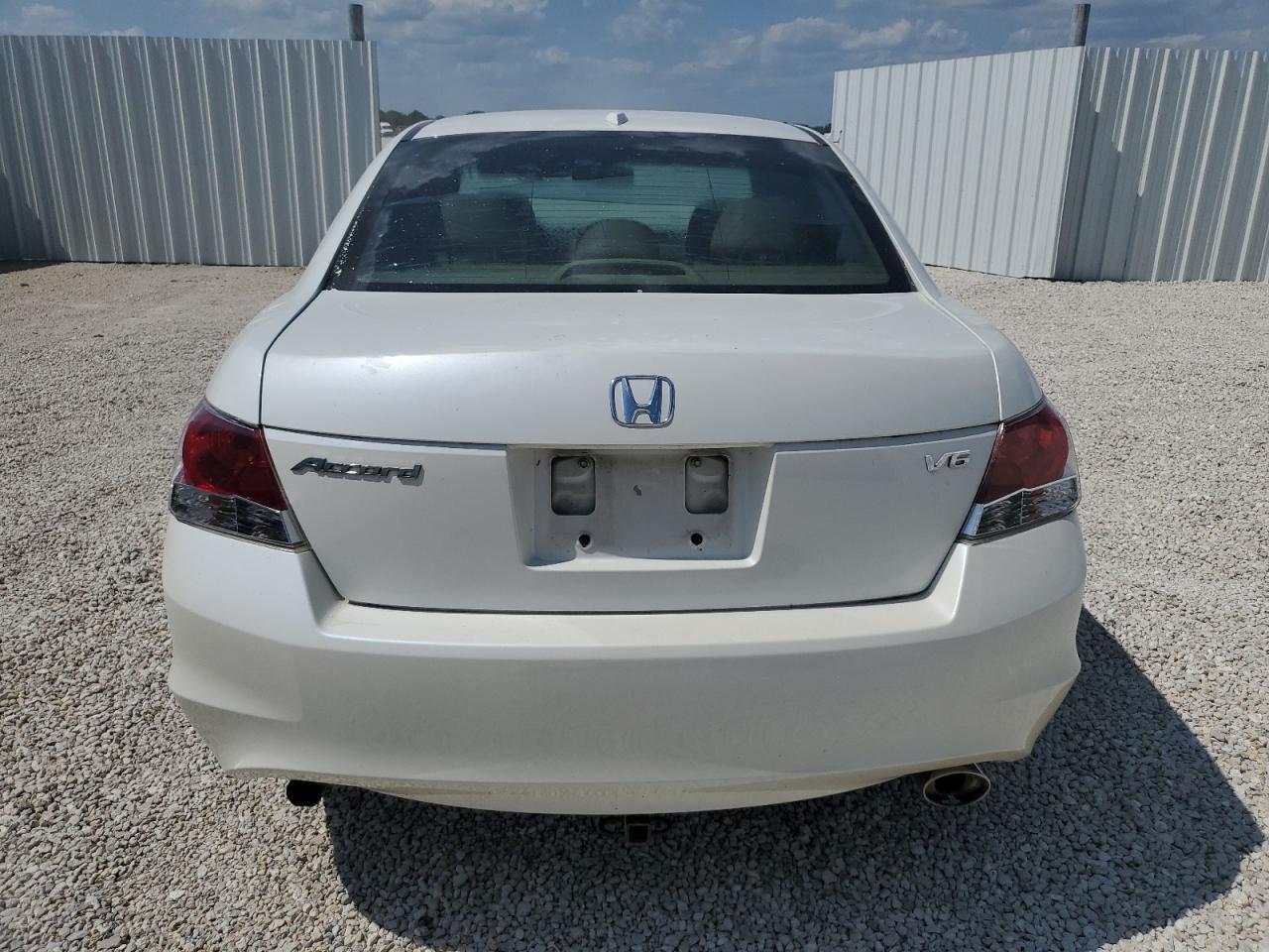 1HGCP36808A030677 2008 Honda Accord Exl