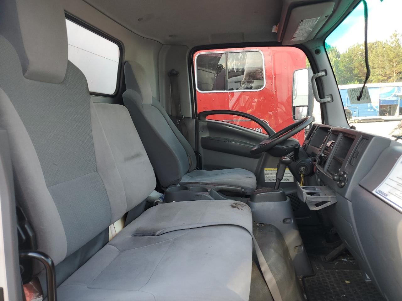 JALE5W169H7301235 2017 Isuzu Nrr