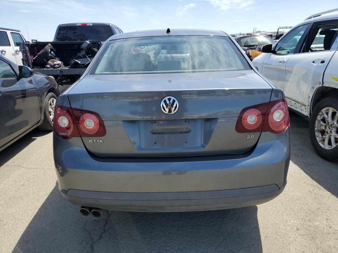3VWJZ71K18M123881 2008 Volkswagen Jetta S