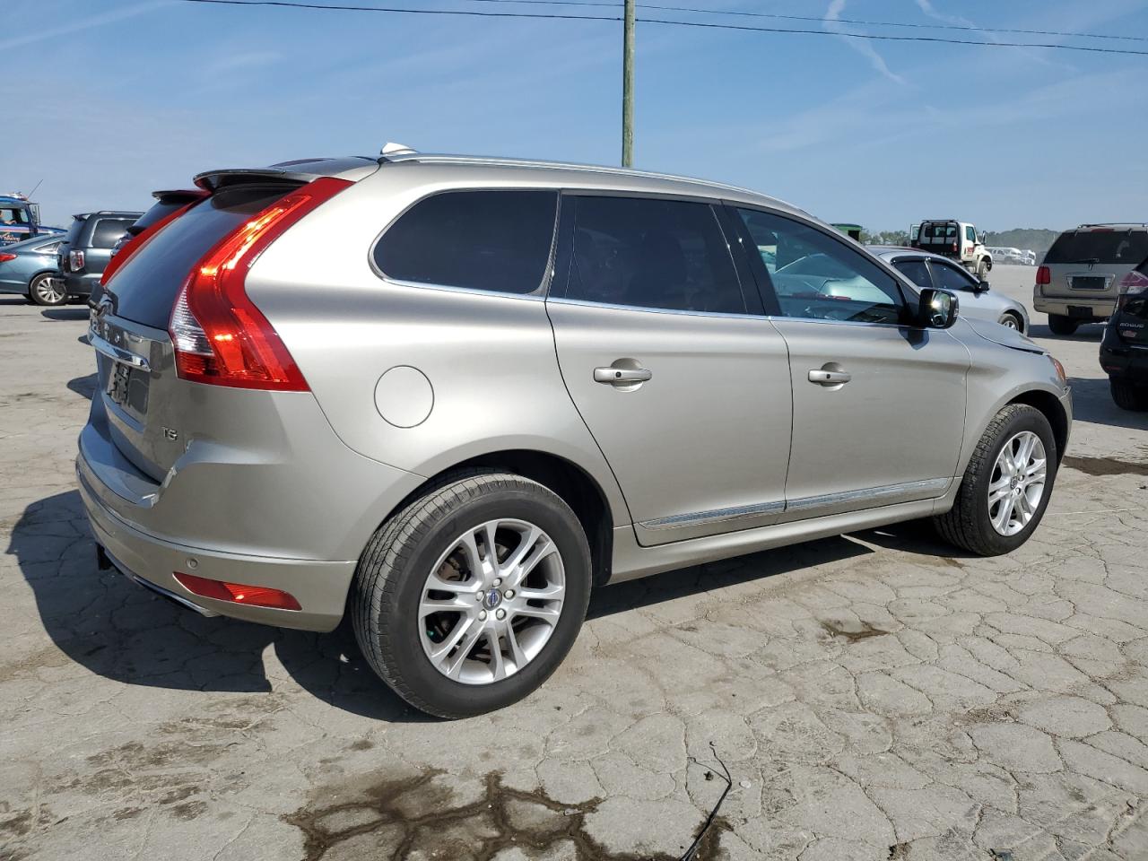 2016 Volvo Xc60 T5 Premier vin: YV440MDK3G2903260