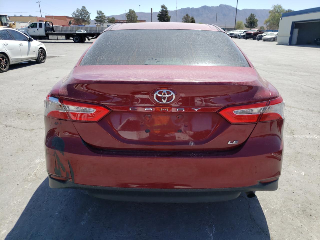 2018 Toyota Camry L vin: 4T1B11HK4JU539146