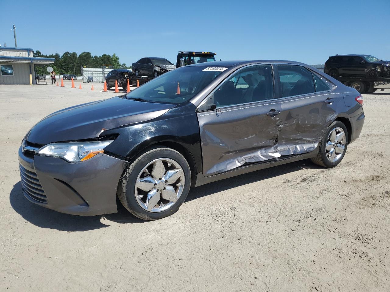 2017 Toyota Camry Le vin: 4T1BF1FK9HU655229