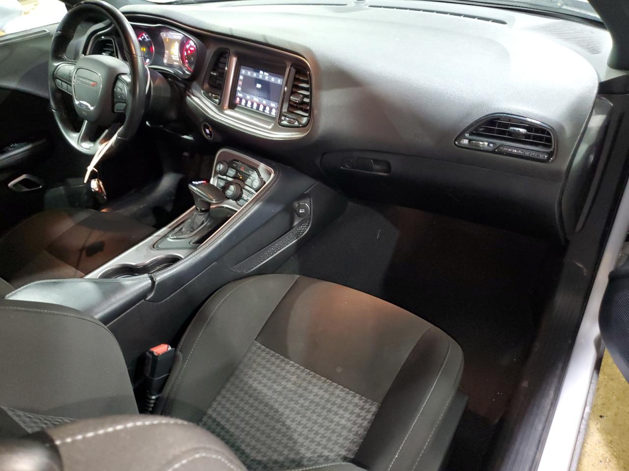 2C3CDZBT5NH105346 2022 Dodge Challenger R/T