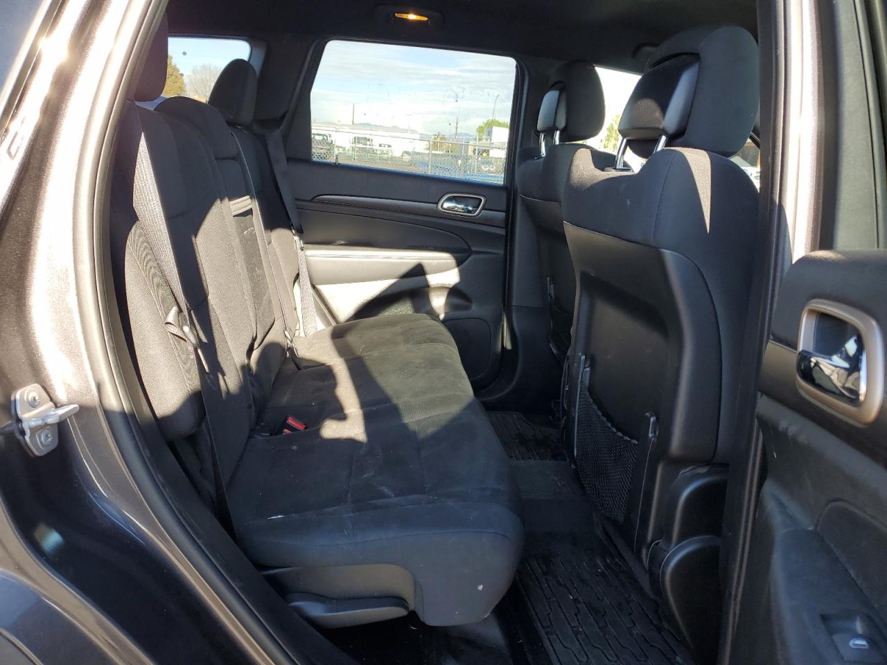 1C4RJFAG0FC649730 2015 Jeep Grand Cherokee Laredo