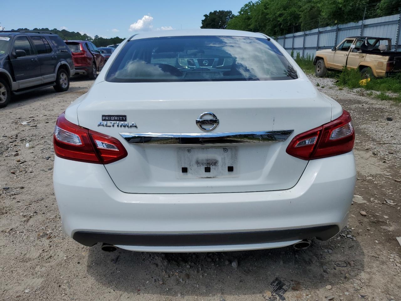 1N4AL3AP3GN372752 2016 Nissan Altima 2.5