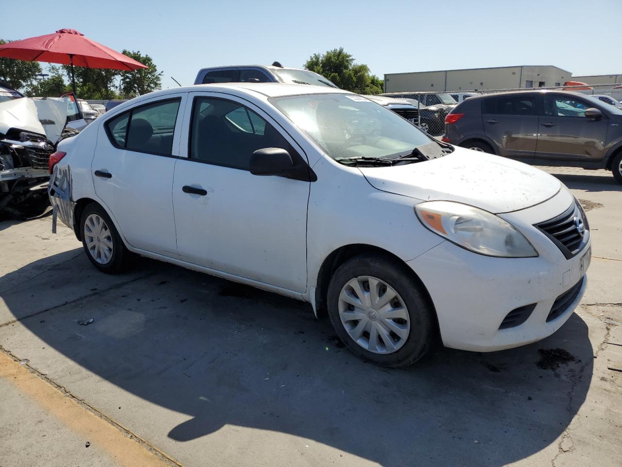 2014 Nissan Versa S vin: 3N1CN7AP5EL841036