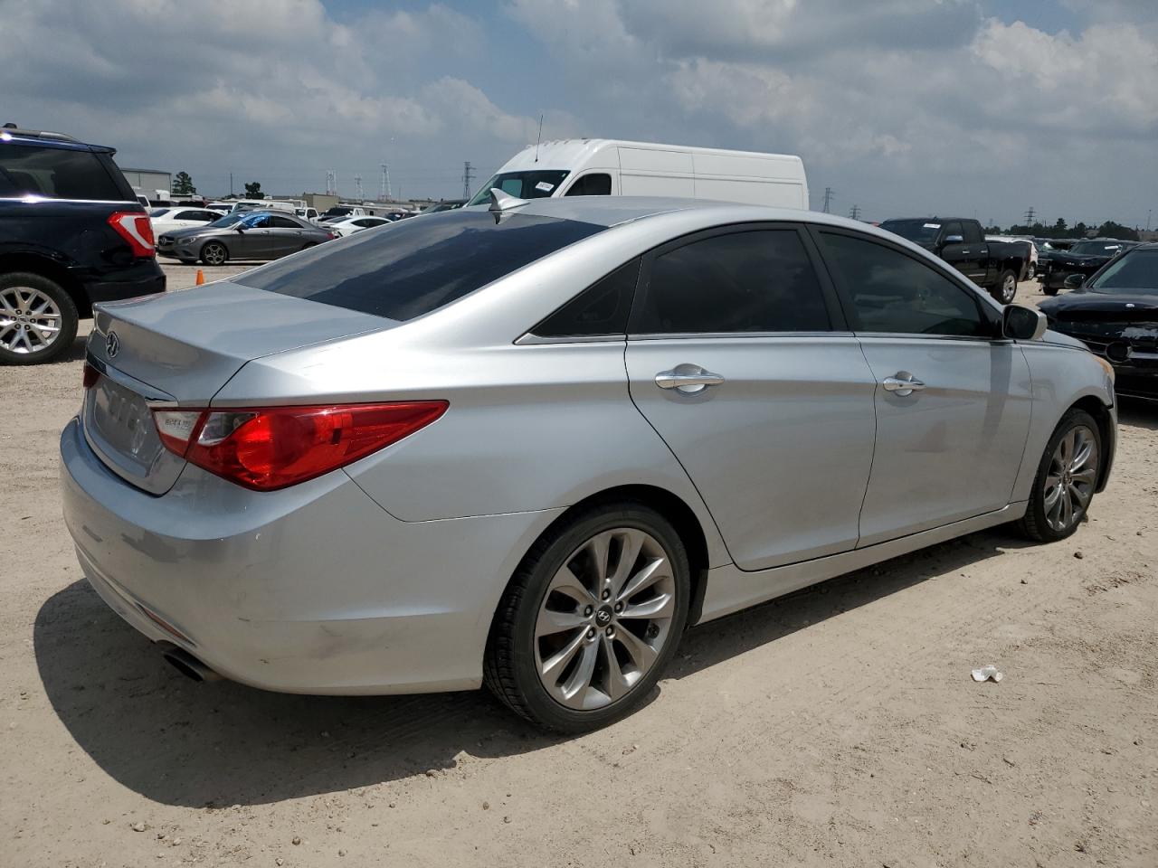 5NPEC4AC5BH286429 2011 Hyundai Sonata Se