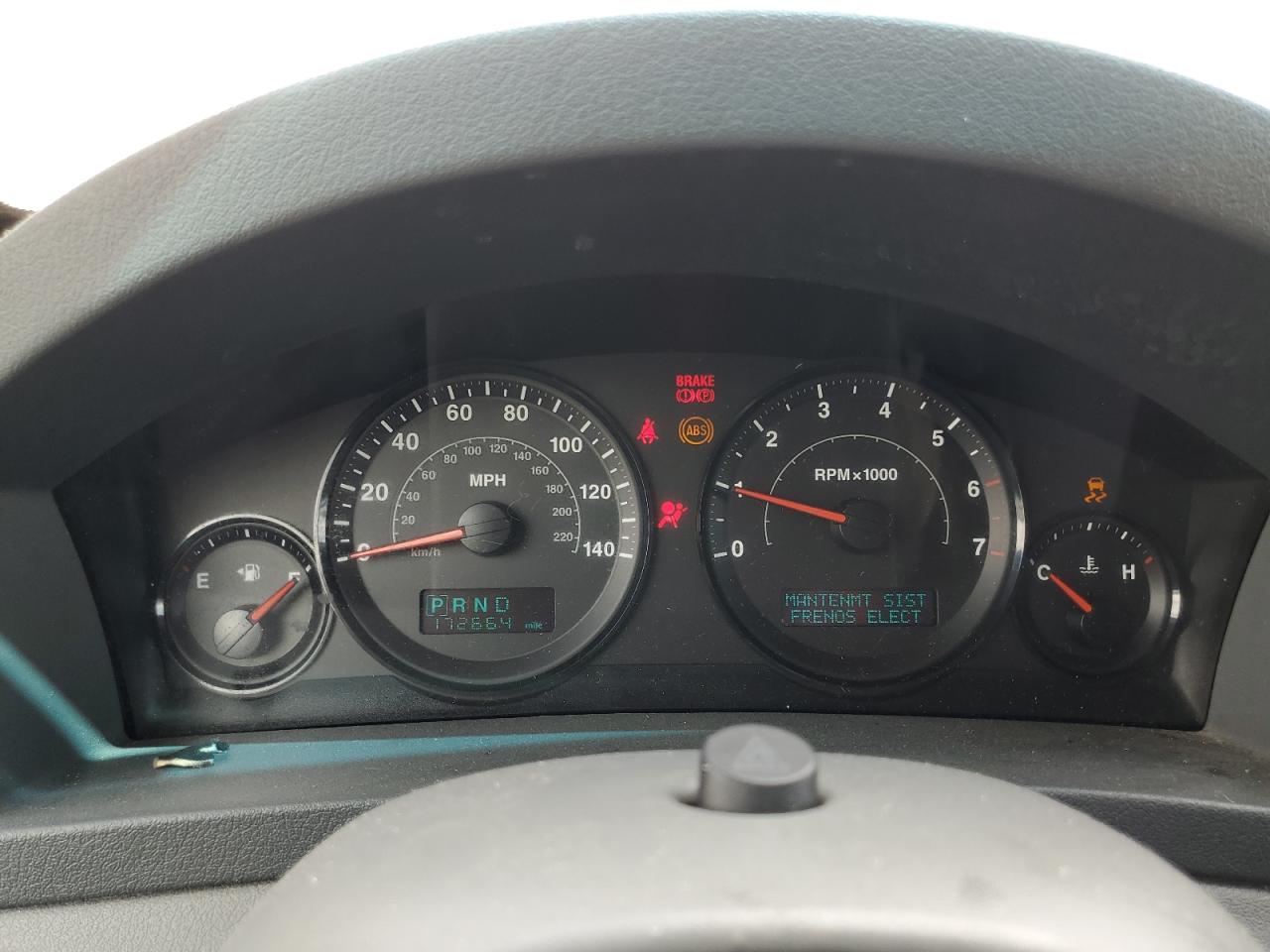 1J4GR48K65C660142 2005 Jeep Grand Cherokee Laredo