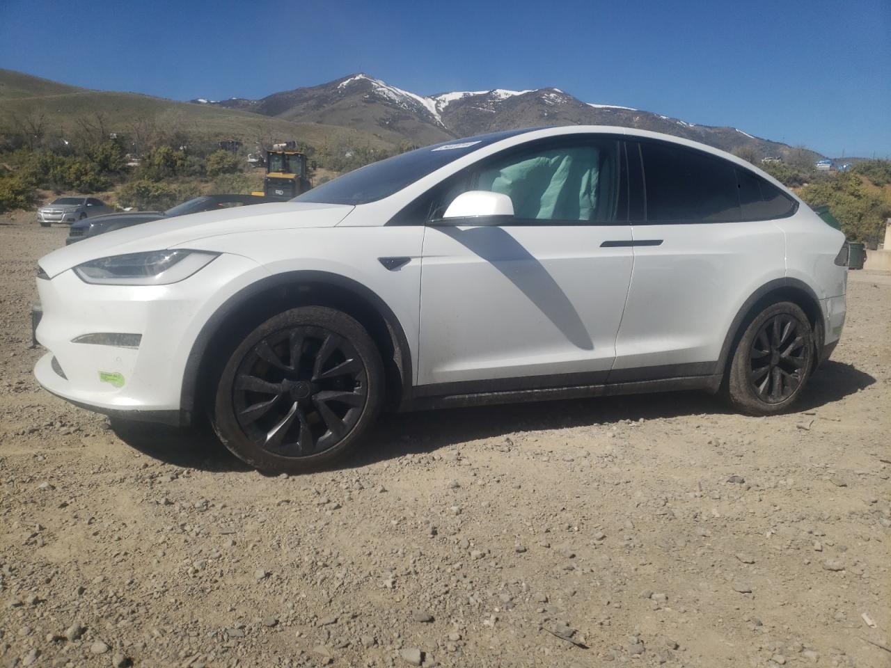 2022 Tesla Model X vin: 7SAXCAE59NF350643