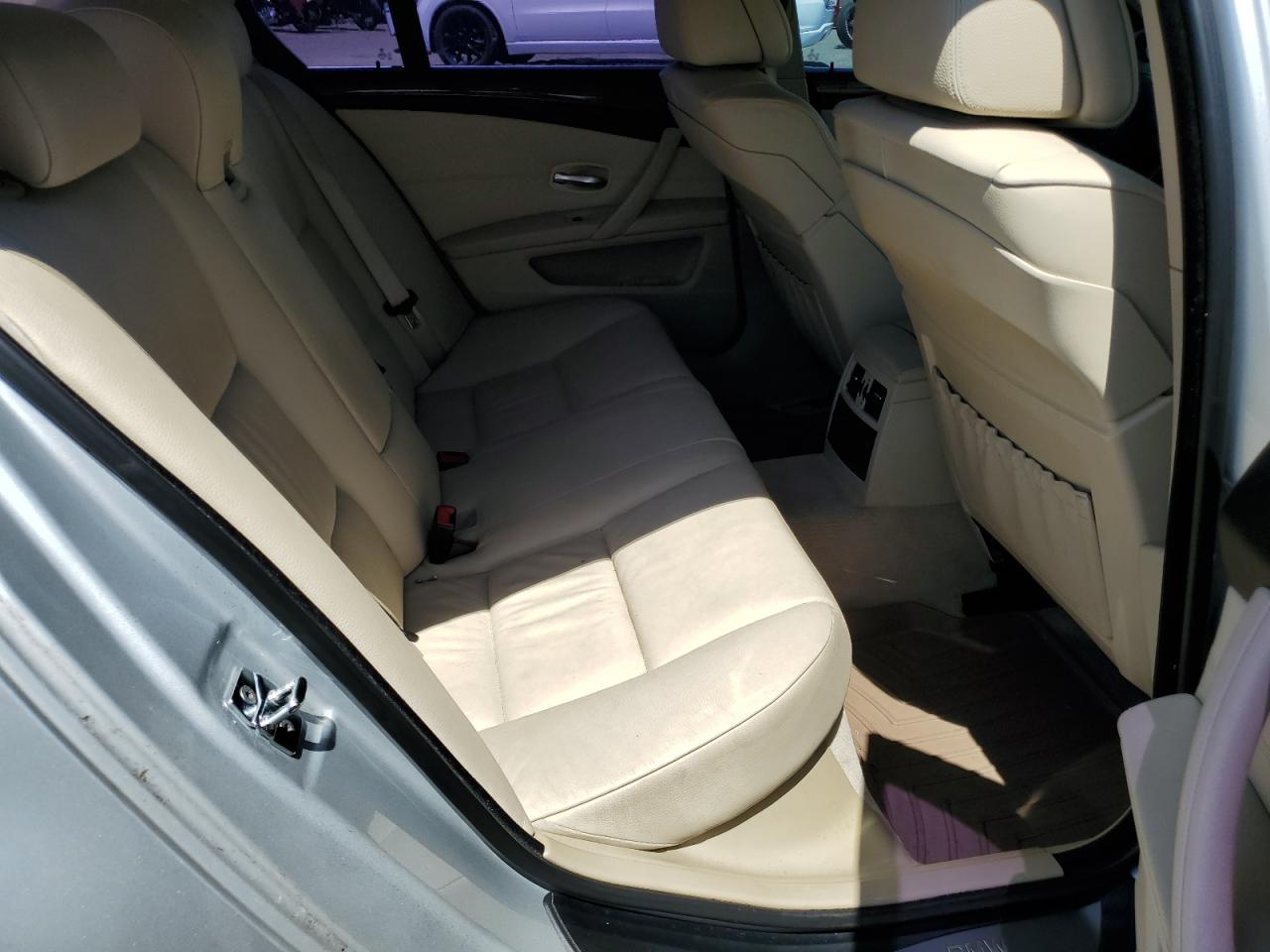 WBANU5C59AC125204 2010 BMW 528 I