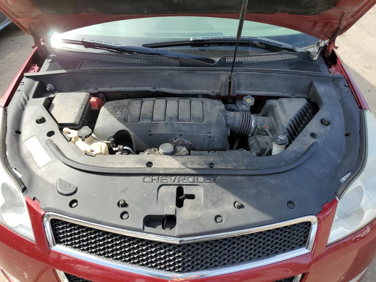 1GNKVJED3CJ117959 2012 Chevrolet Traverse Lt