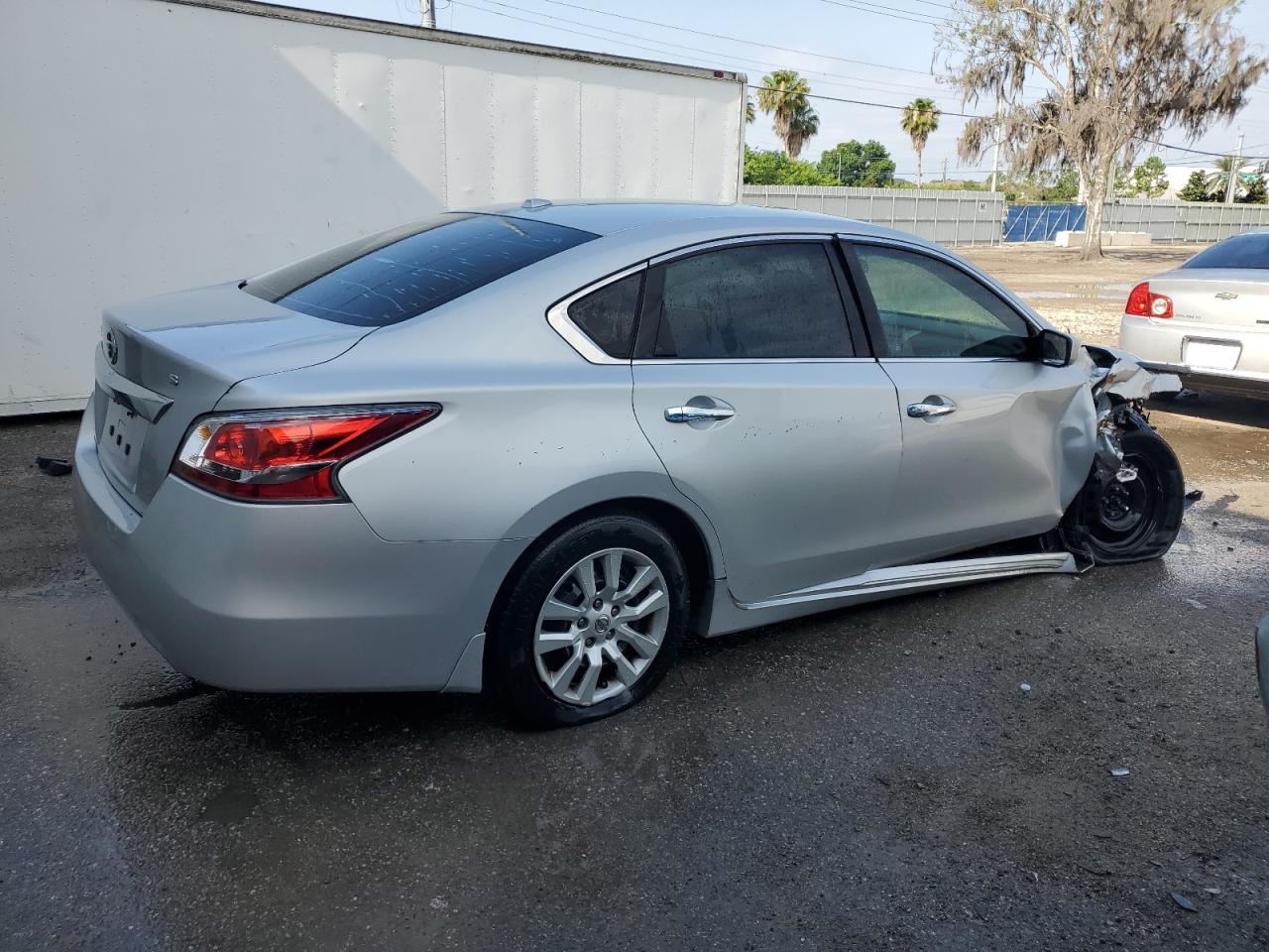 1N4AL3AP8FN355704 2015 Nissan Altima 2.5