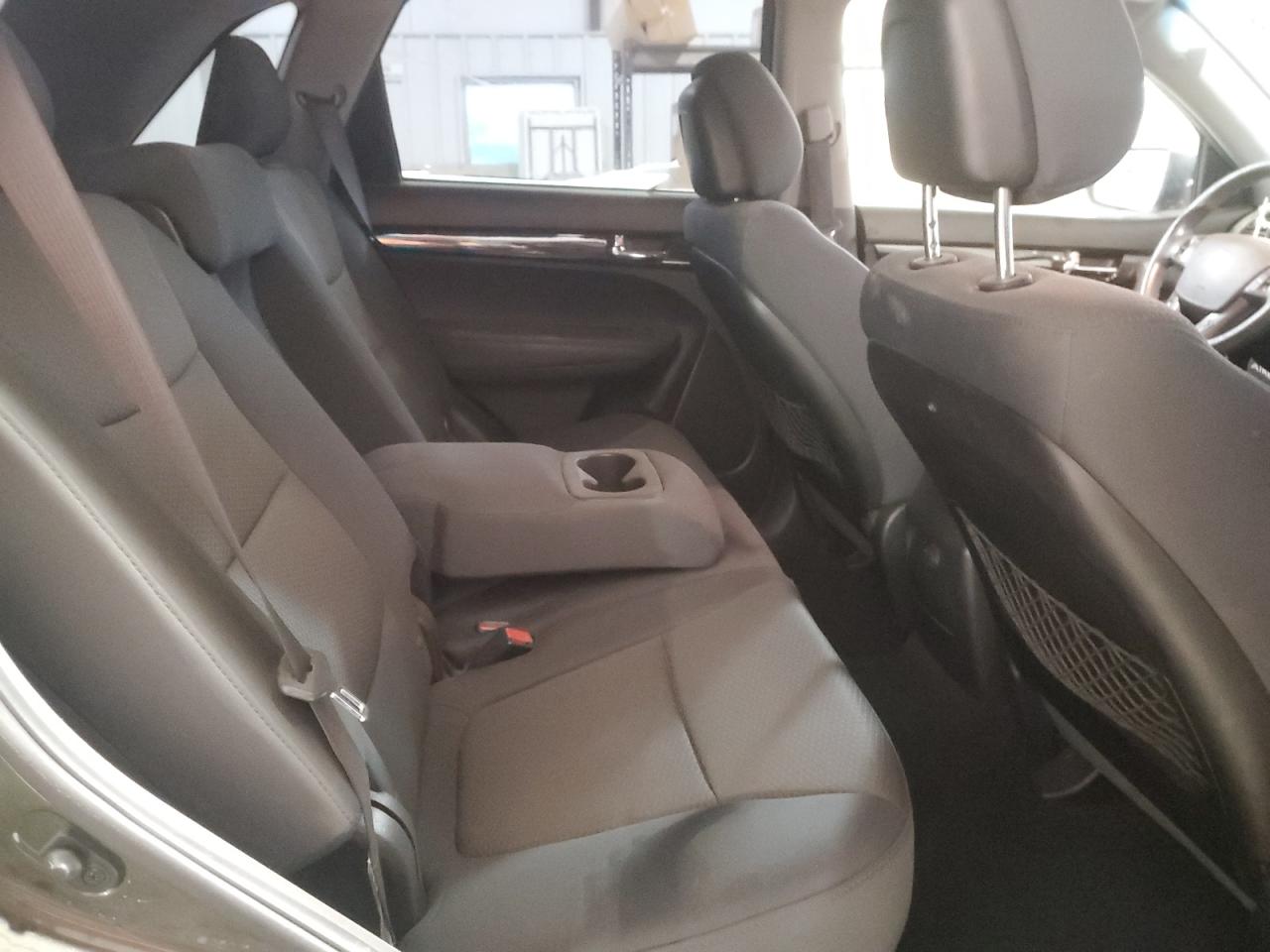 5XYKT3A15CG299038 2012 Kia Sorento Base