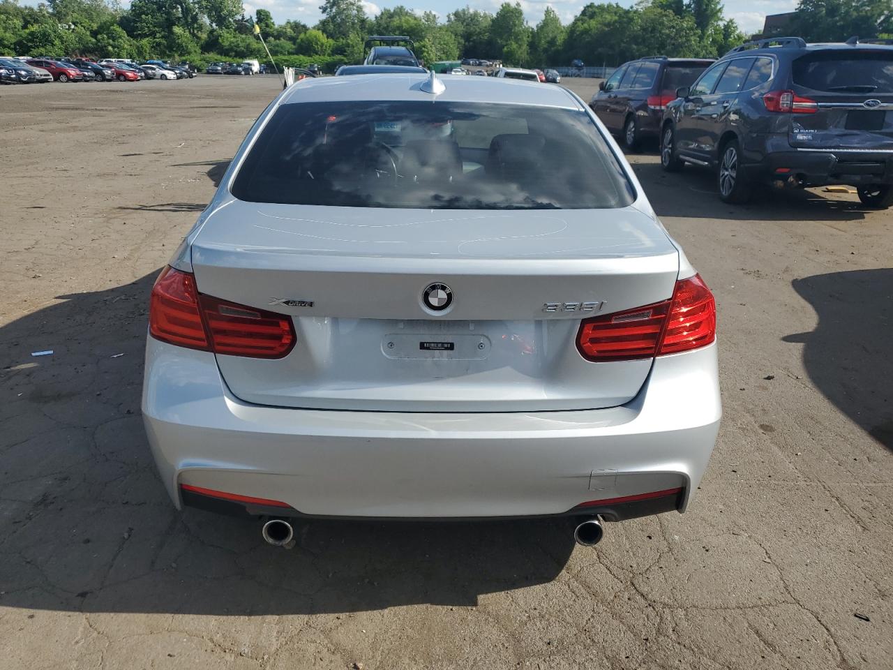 WBA3B9C59EJ465992 2014 BMW 335 Xi