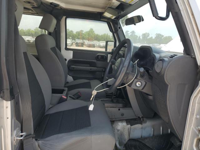 2008 Jeep Wrangler X VIN: 1J4FZ24198L560442 Lot: 56306554