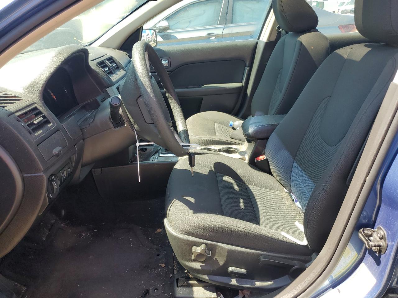 3FAHP0HA4AR301583 2010 Ford Fusion Se