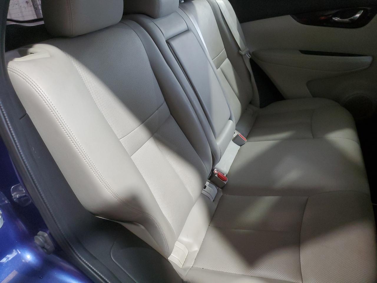 JN1BJ1CP1KW223638 2019 Nissan Rogue Sport S