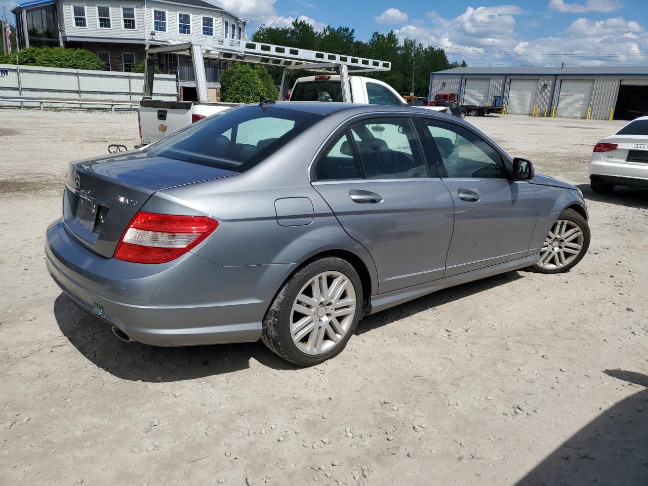 WDDGF81X09R052766 2009 Mercedes-Benz C 300 4Matic