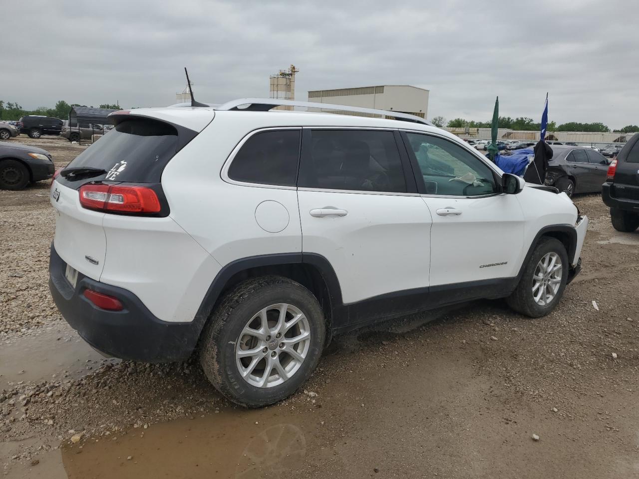 1C4PJMCS5GW335486 2016 Jeep Cherokee Latitude