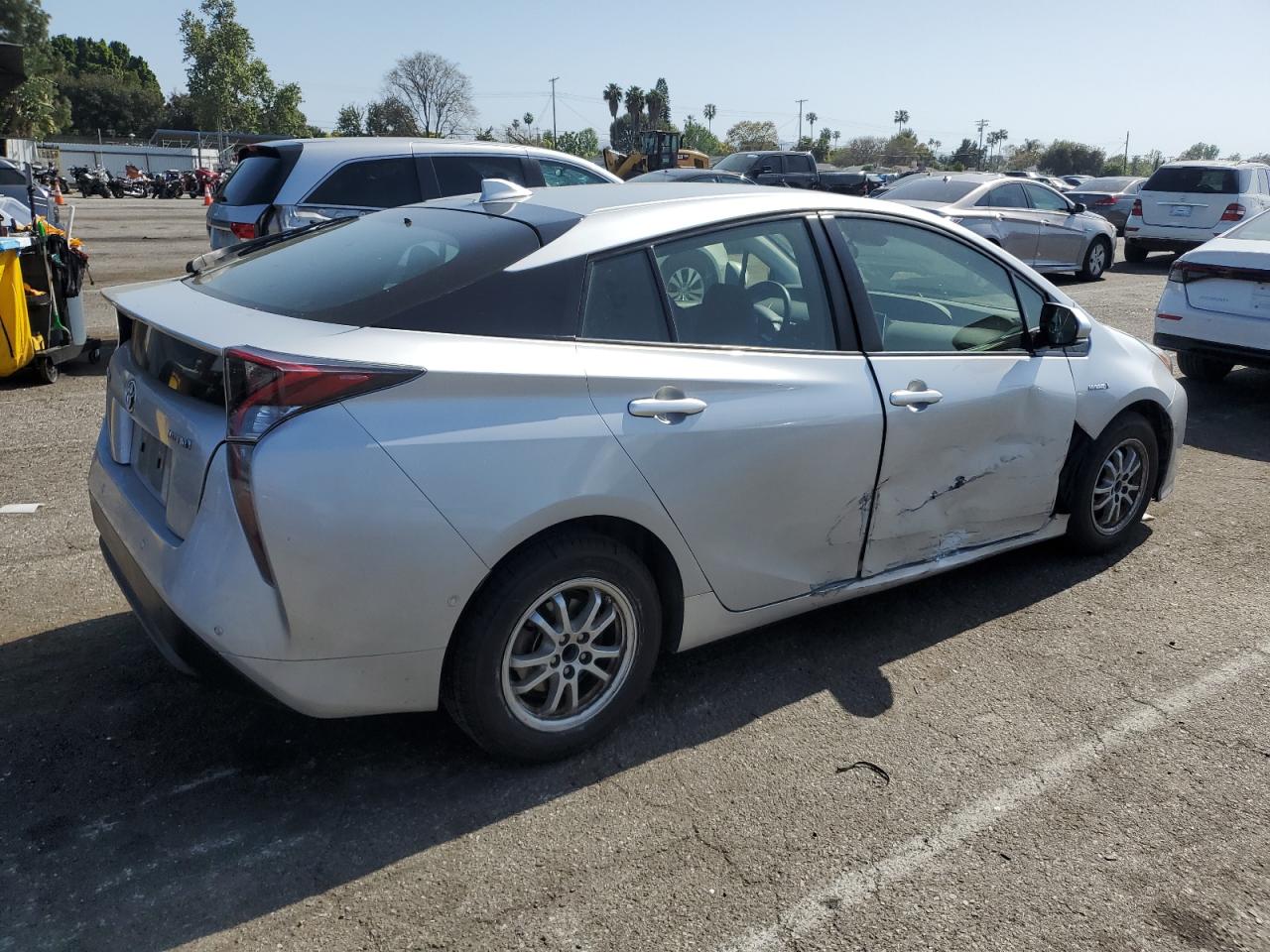 JTDKBRFU1J3081530 2018 Toyota Prius