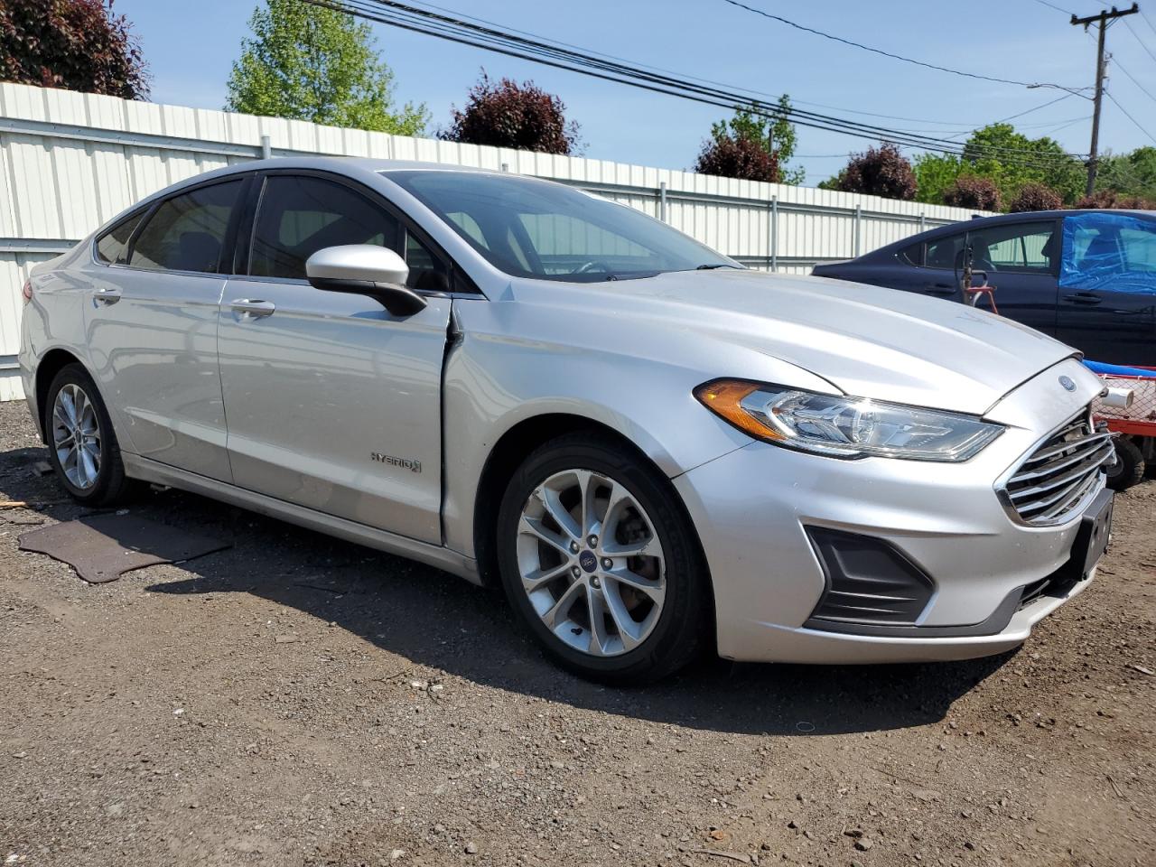 3FA6P0LU1KR105787 2019 Ford Fusion Se