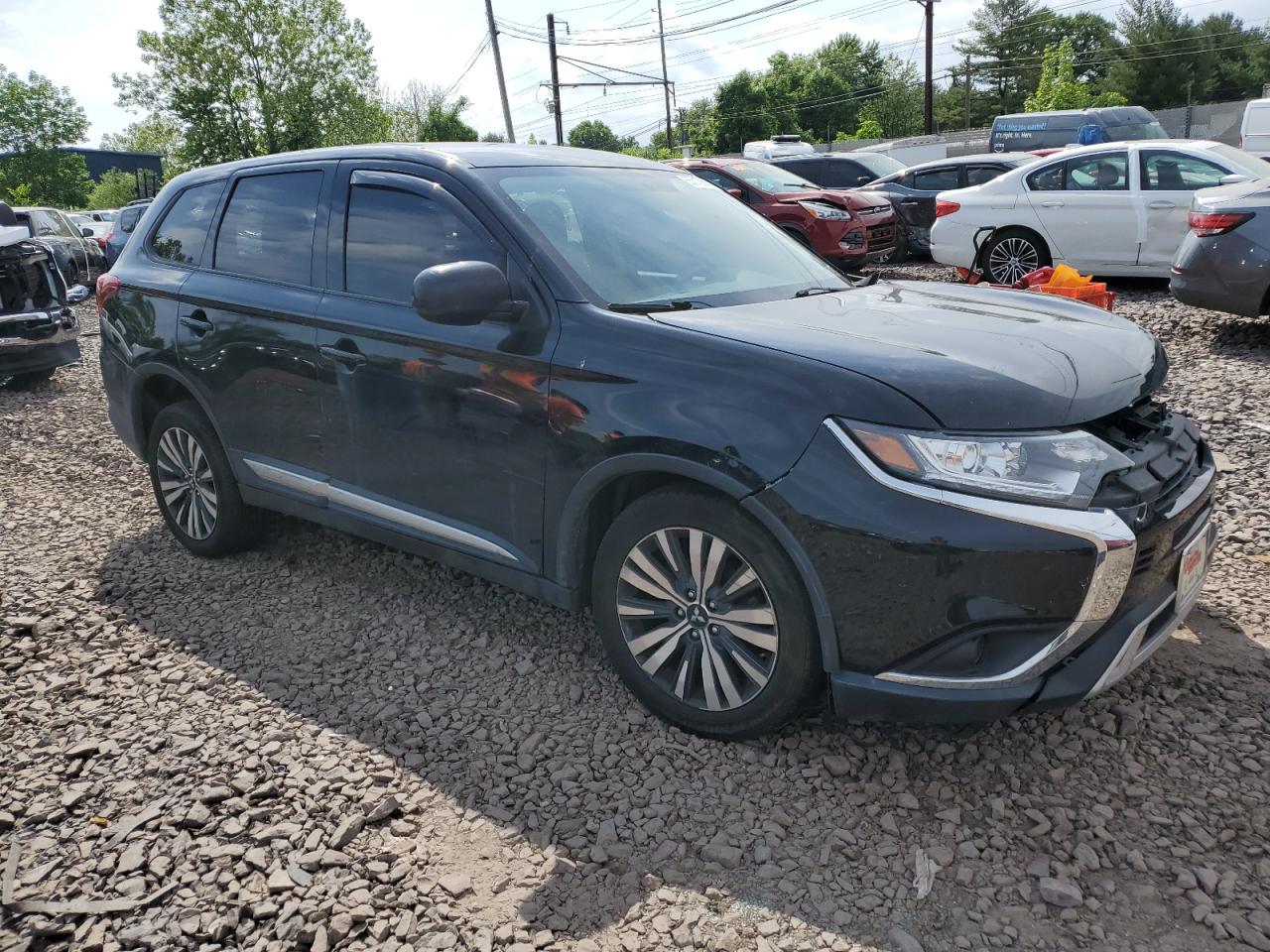 JA4AD2A30KZ053528 2019 Mitsubishi Outlander Es