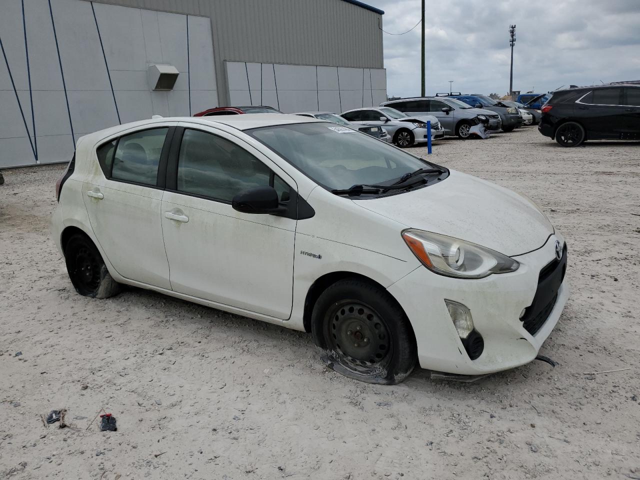 JTDKDTB32F1092429 2015 Toyota Prius C