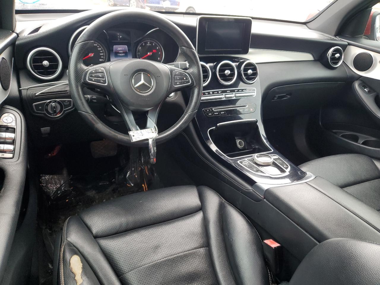 WDC0G4JB1HF185813 2017 Mercedes-Benz Glc 300