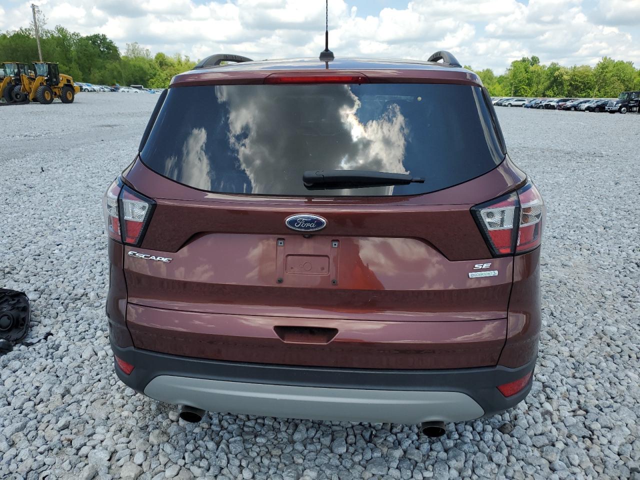 2018 Ford Escape Se vin: 1FMCU0GD7JUC61707