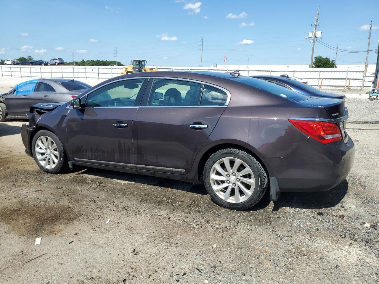 2014 Buick Lacrosse vin: 1G4GB5GR7EF131999