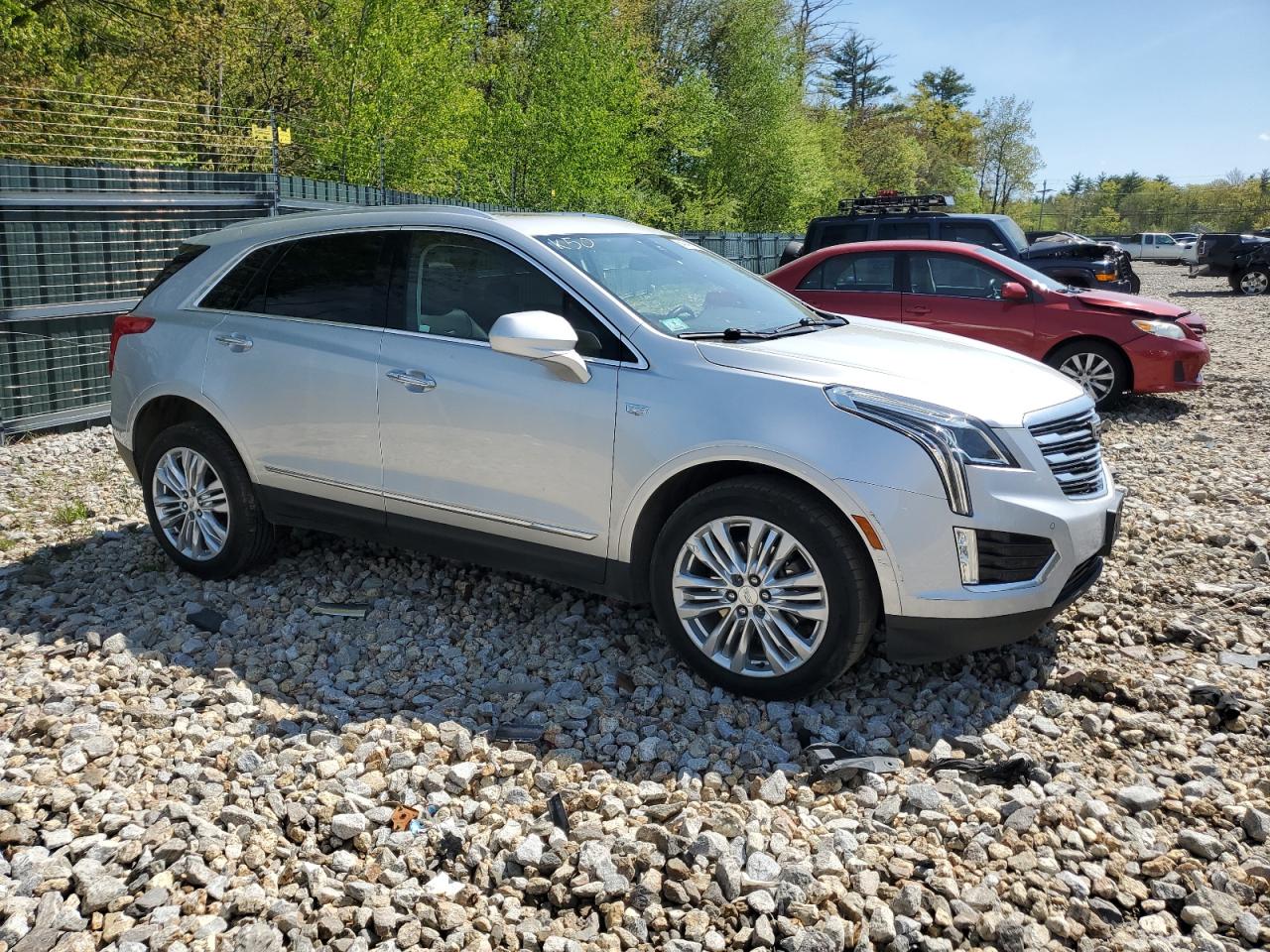 1GYKNFRS4KZ130566 2019 Cadillac Xt5 Premium Luxury