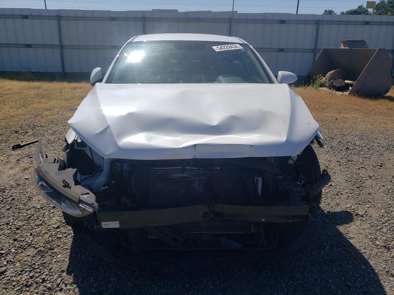 5NPD74LF9JH355984 2018 Hyundai Elantra Se