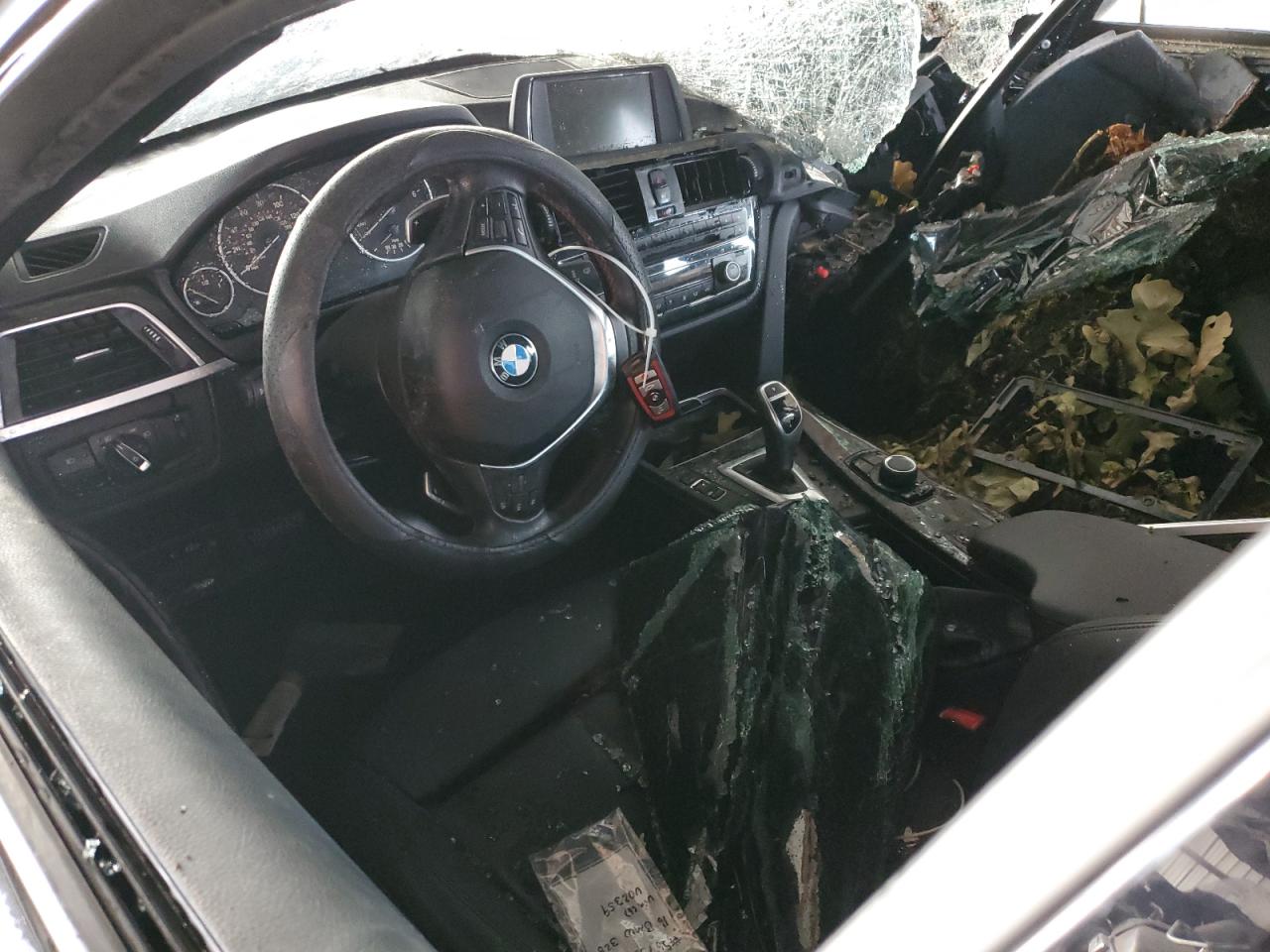 WBA8E3G52GNU02359 2016 BMW 328 Xi Sulev