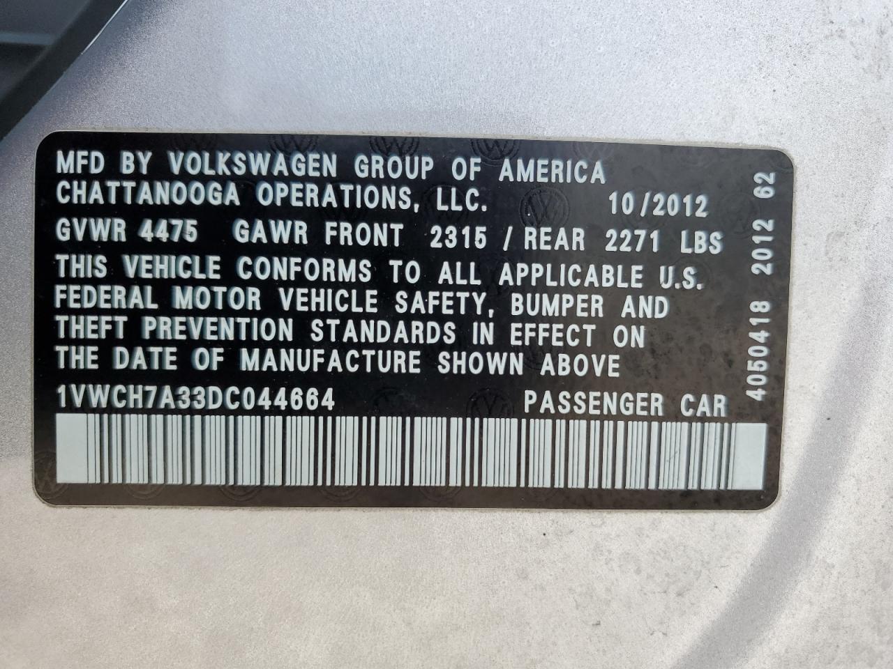 1VWCH7A33DC044664 2013 Volkswagen Passat Sel