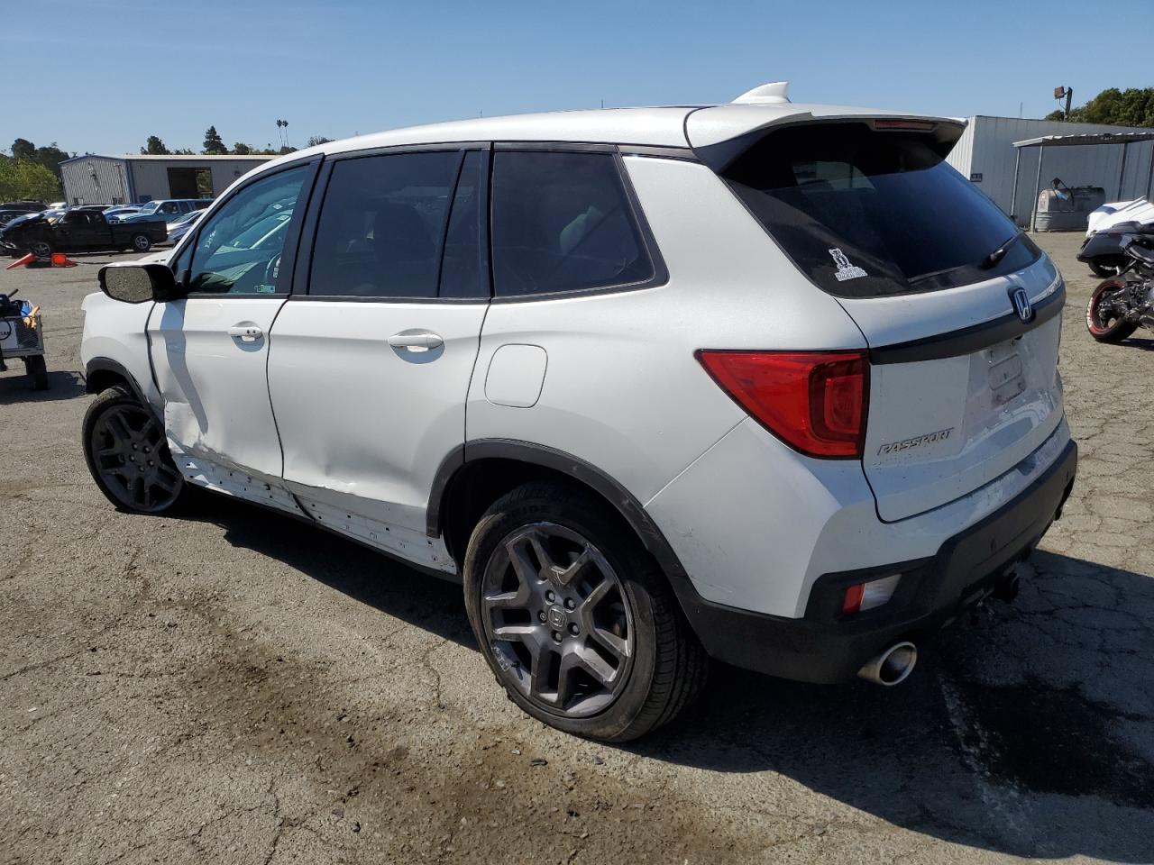 2022 Honda Passport Exl vin: 5FNYF8H52NB005628