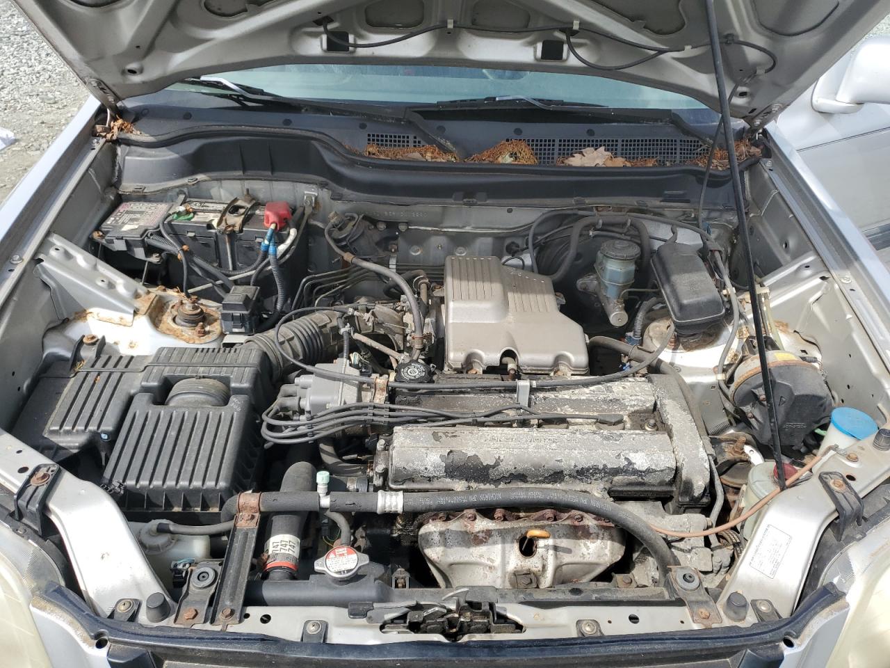 JHLRD1868YC002828 2000 Honda Cr-V Ex