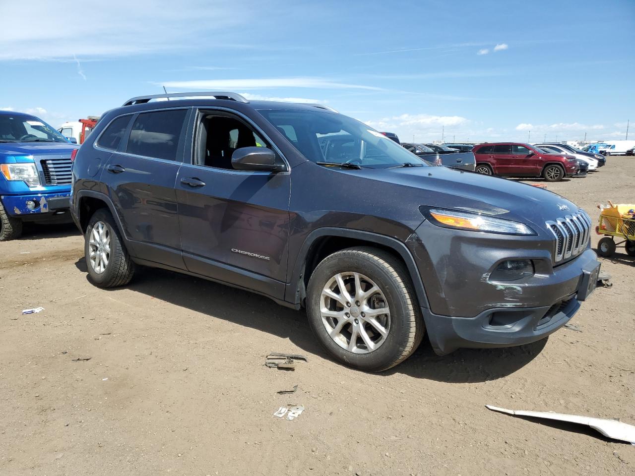 1C4PJMCS9FW664710 2015 Jeep Cherokee Latitude