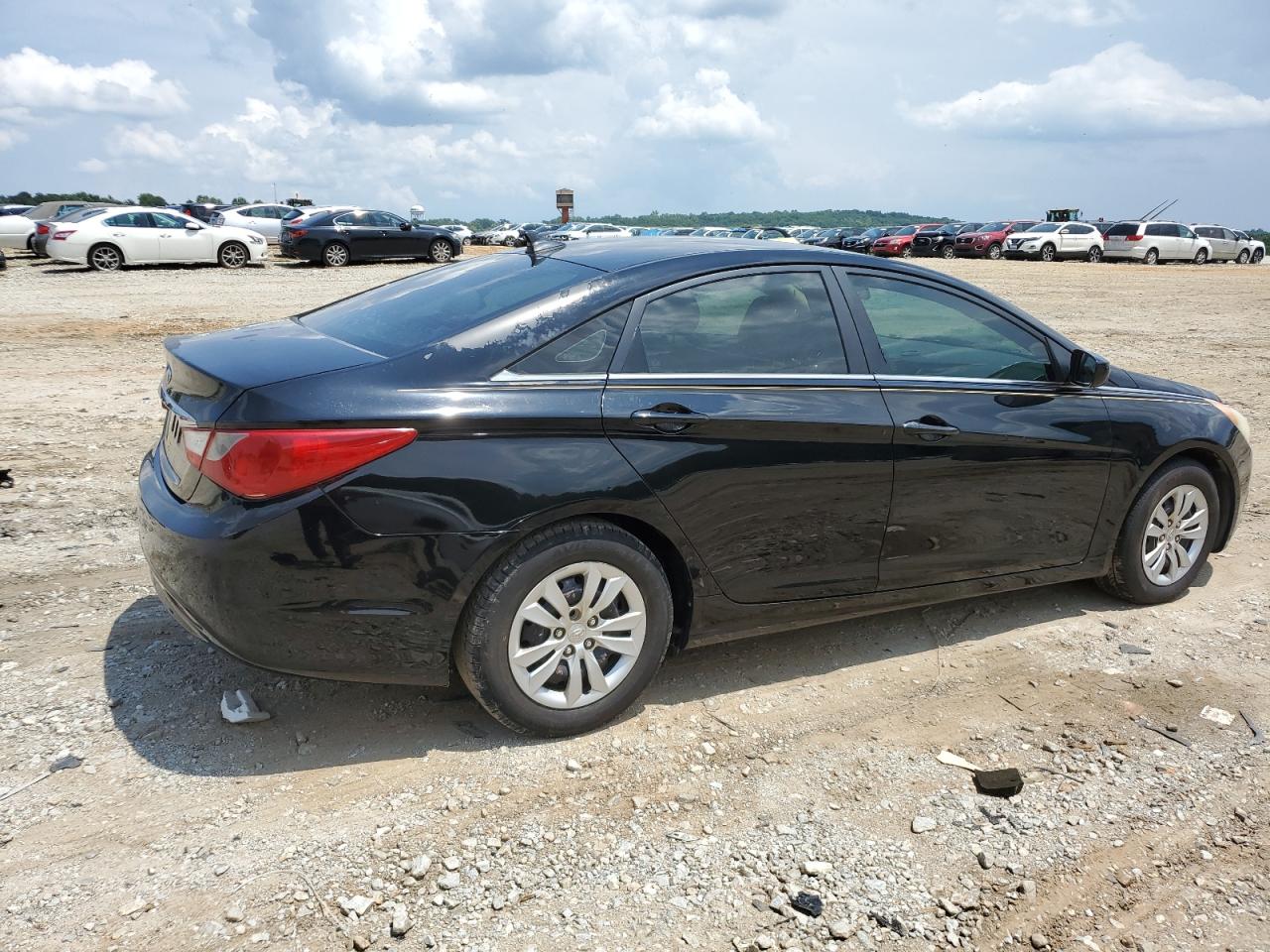 5NPEB4AC0BH300952 2011 Hyundai Sonata Gls