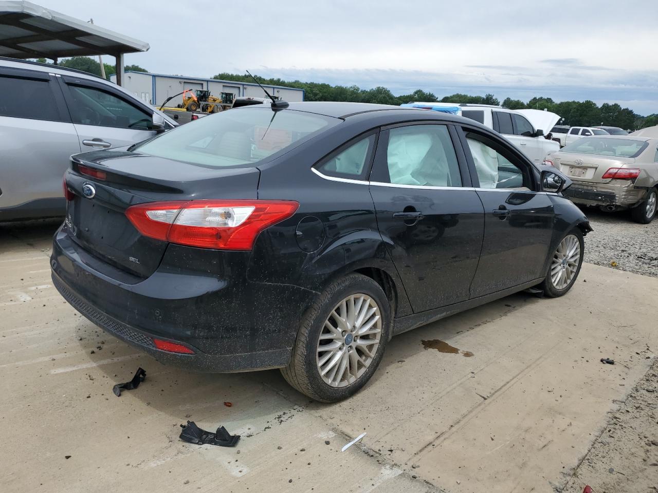 2012 Ford Focus Sel vin: 1FAHP3H26CL154260