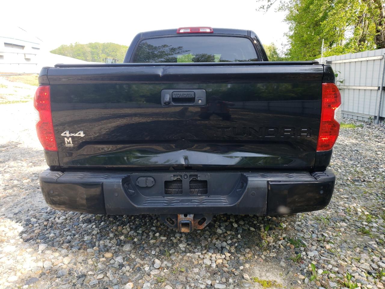 5TFAY5F15HX643392 2017 Toyota Tundra Crewmax 1794