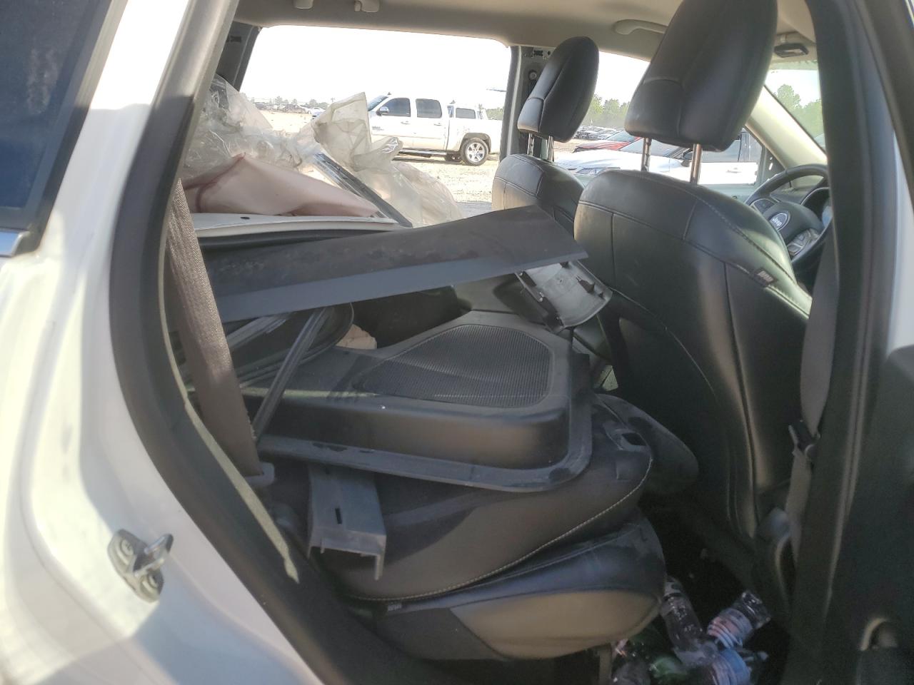 1C4PJMDB2GW332382 2016 Jeep Cherokee Limited