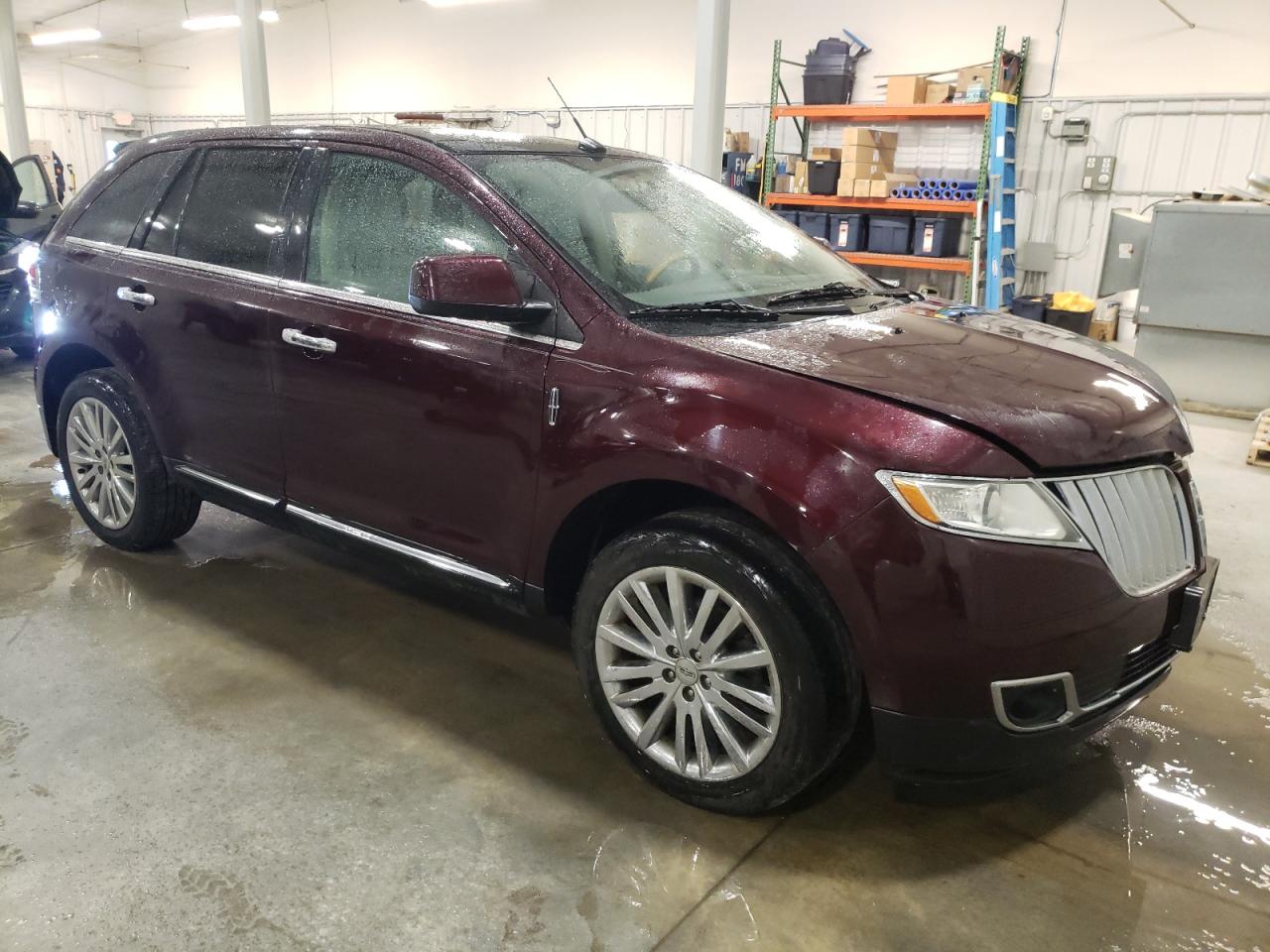 2LMDJ8JK2BBJ01300 2011 Lincoln Mkx