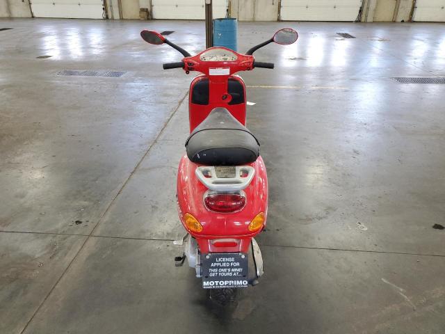 2005 VESPA C161C ZAPC16C1055008786